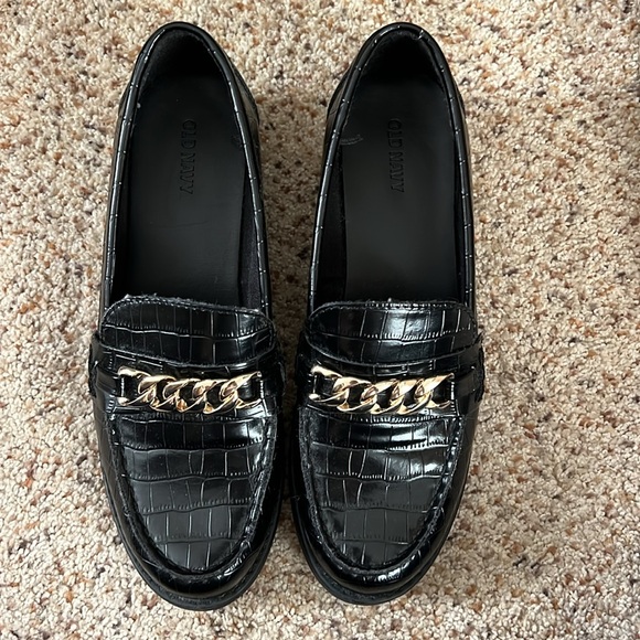 Black Women’s size 9 Snake Skin Loafers - Picture 3 of 5